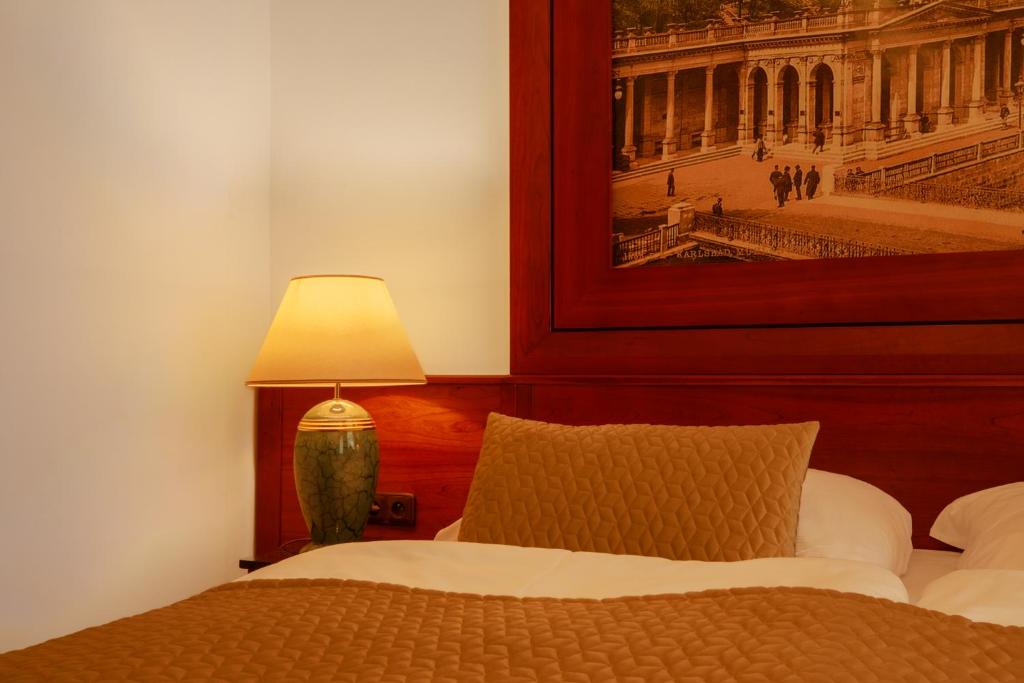 Hotel Golden Lamb - Resim 38