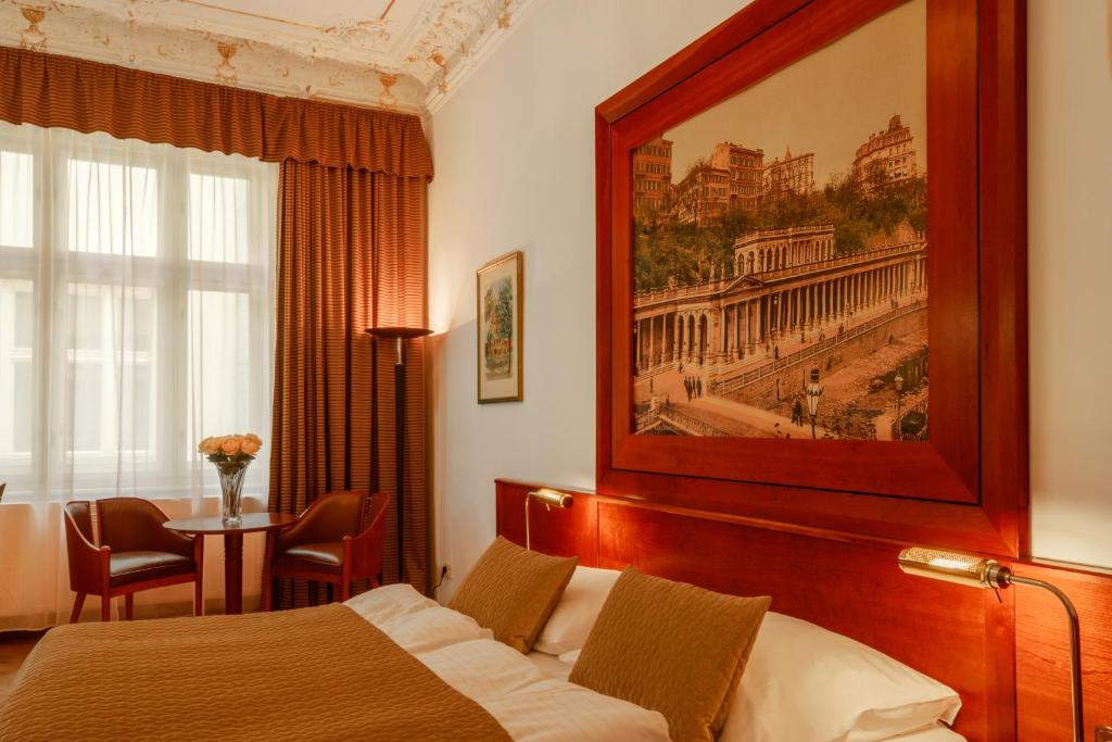 Hotel Golden Lamb - Resim 2