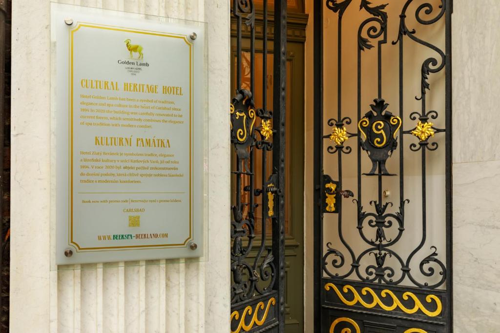 Hotel Golden Lamb - Resim 39