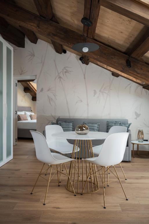 Palazzo dei Guardiani - 8