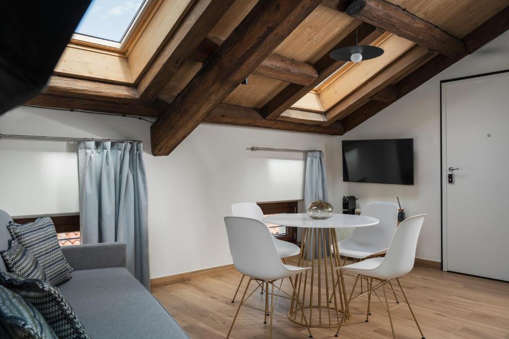 Palazzo dei Guardiani - 7