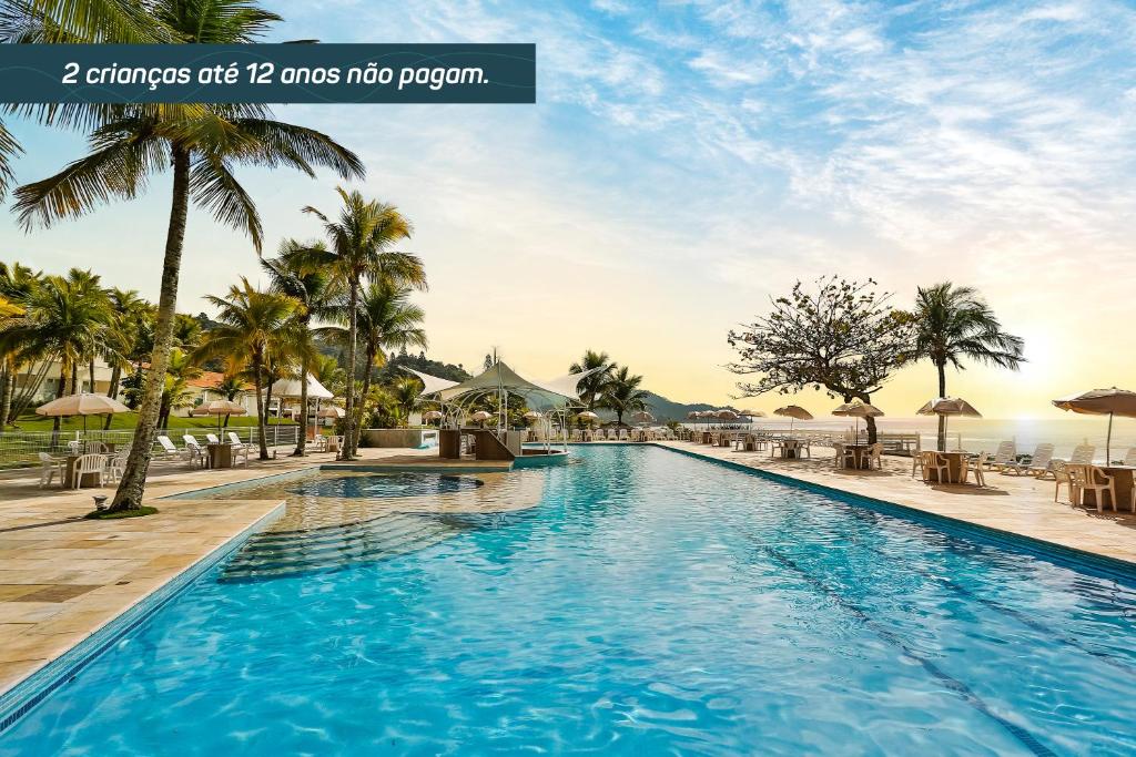 Piscine de l'établissement Itapema Beach Hotel & Convention ou située à proximité