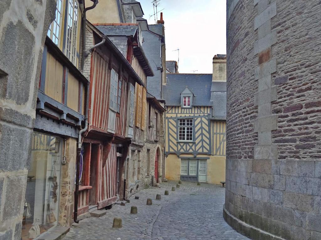 Gallery image of Spacieux pour 10 personnes au cœur de Rennes in Rennes