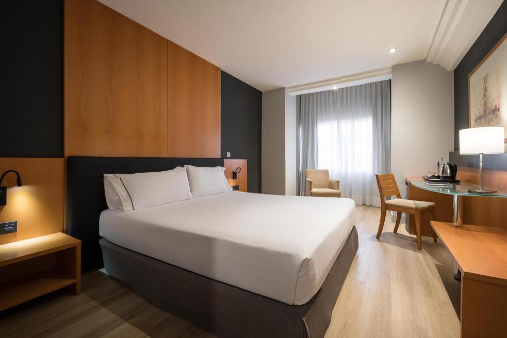 Eurostars Al-Ándalus Palace - Resim 6