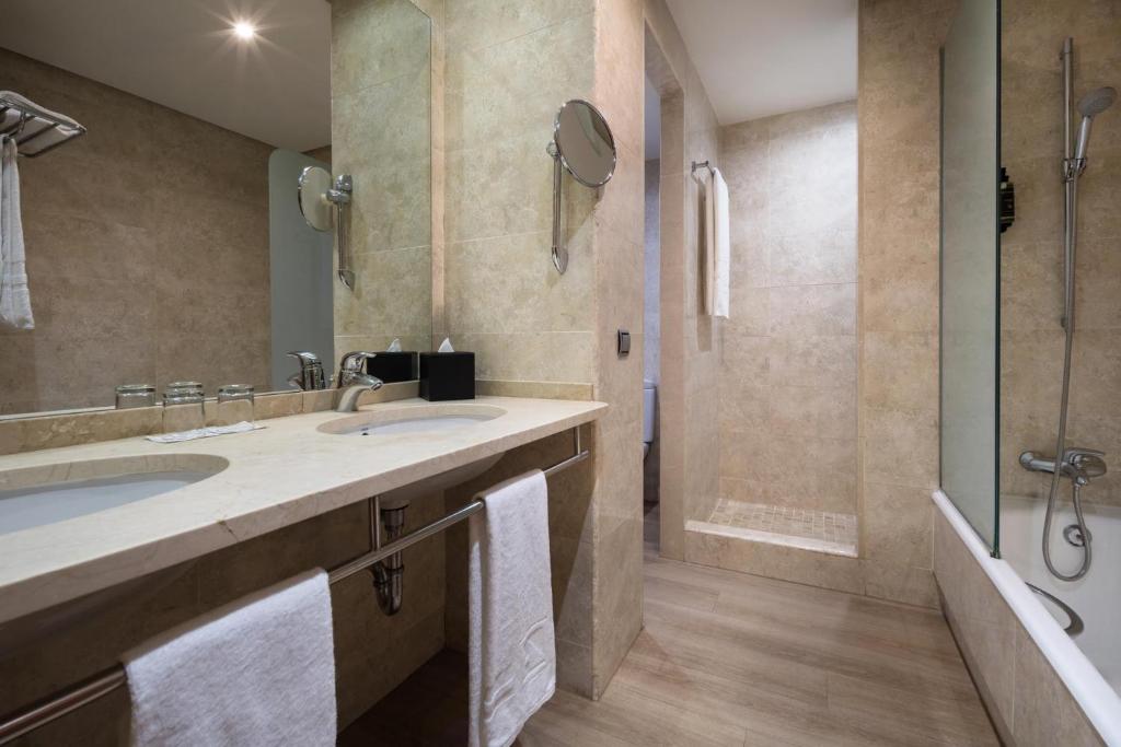 Eurostars Al-Ándalus Palace - Resim 41