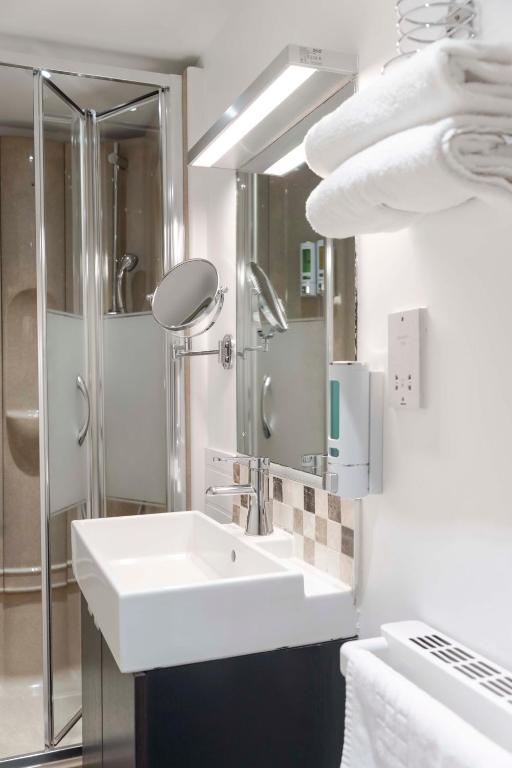 The Melita - Resim 19