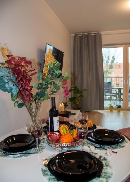 Maya's Flats & Resorts - River View - 18