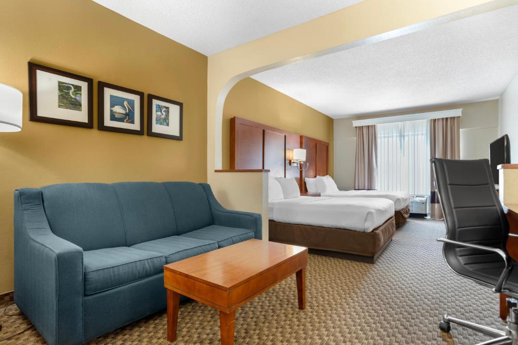 Comfort Suites Tallahassee Capitol - University Area photo