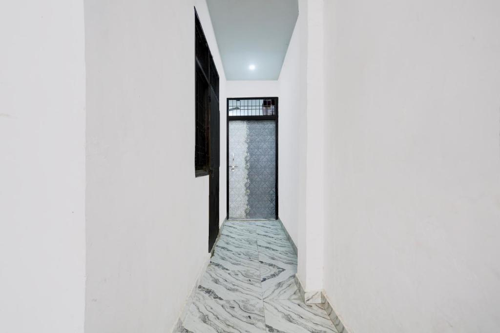 Gallery image of Hotel O THE RED CAP INN in Garhi Harsāru