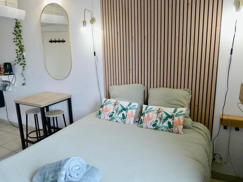 Ένα ή περισσότερα κρεβάτια σε δωμάτιο στο Le Clos d'AIX studio 1