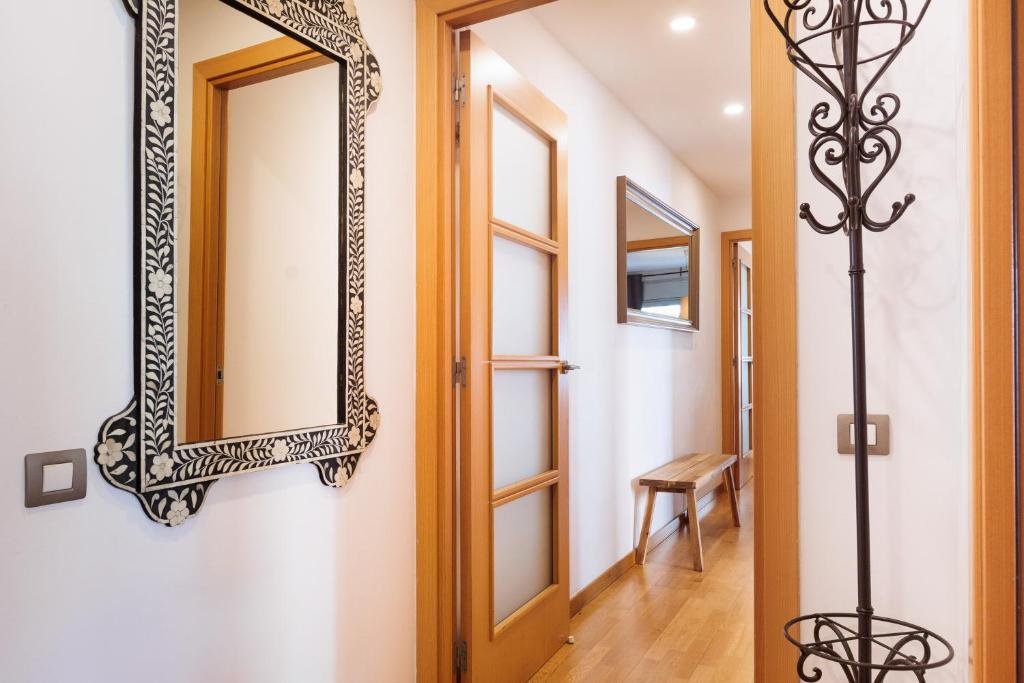 Mar Bella Beach Apartments - 13