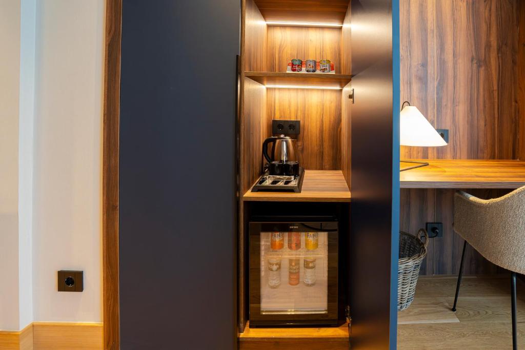 Zenit Borrell - Resim 3