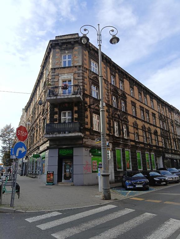 Apartament dwupoziomowy Dom na patio Kościuszki self-check-in - 1