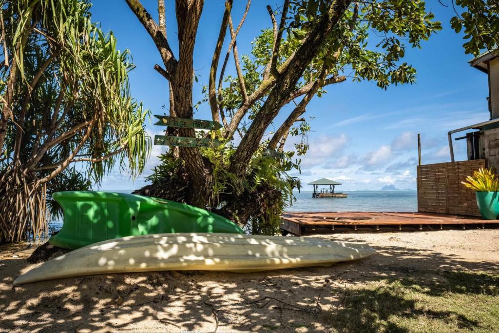 Plage privée - Vahine Ori Lodge - photo 12 - Raiatea, Polynésie