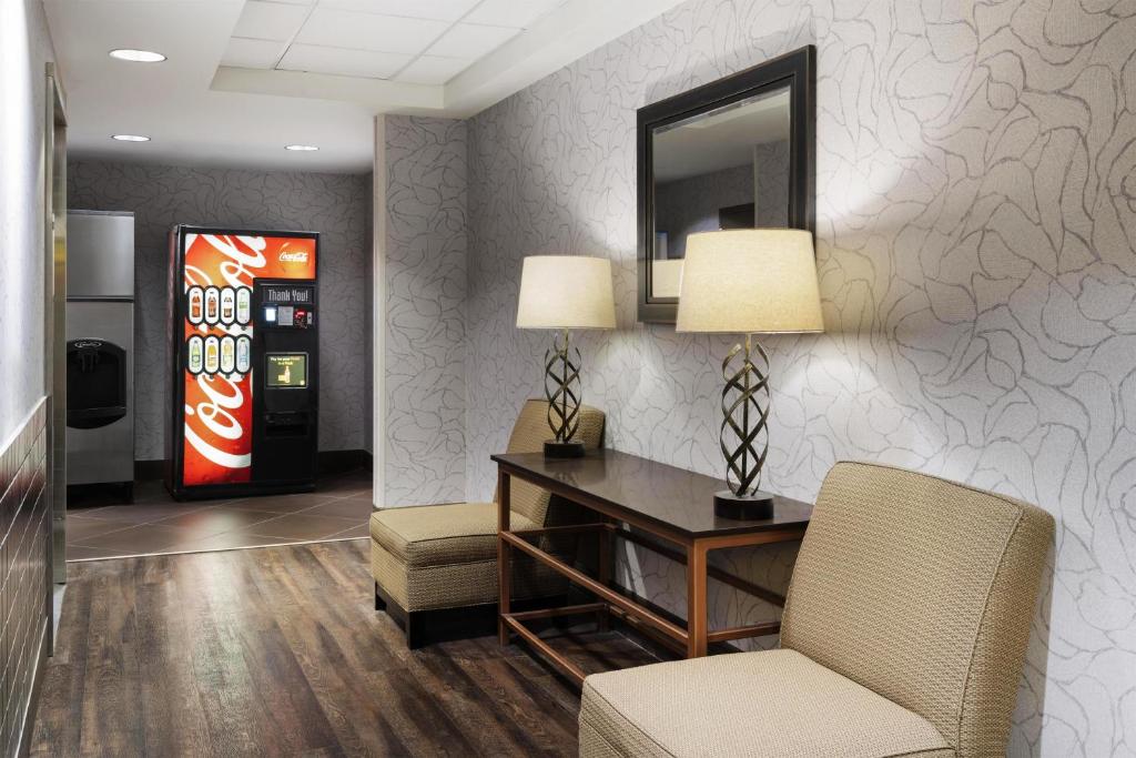 Best Western Premier Freeport Inn Calgary Airport - Resim 15