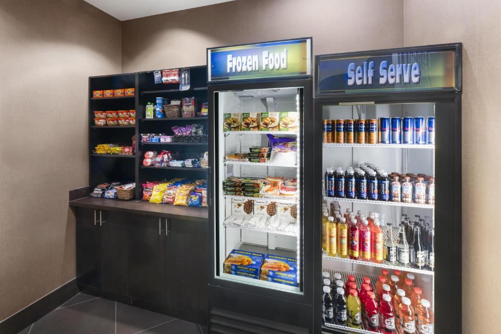 Best Western Premier Freeport Inn Calgary Airport - Resim 14