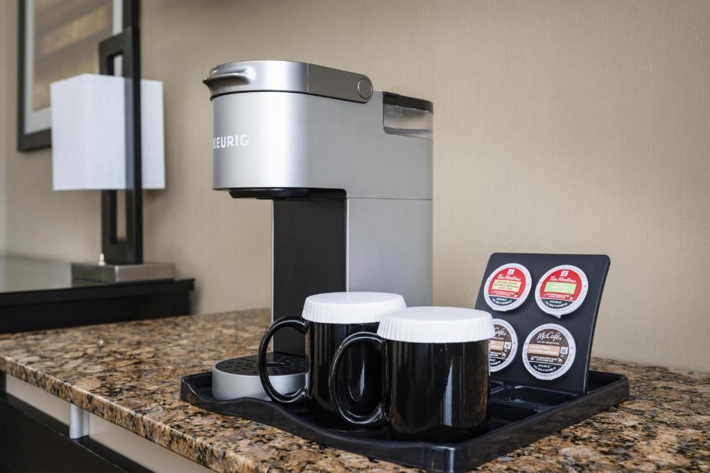 
King Room with Roll-In Shower - Disability Access
