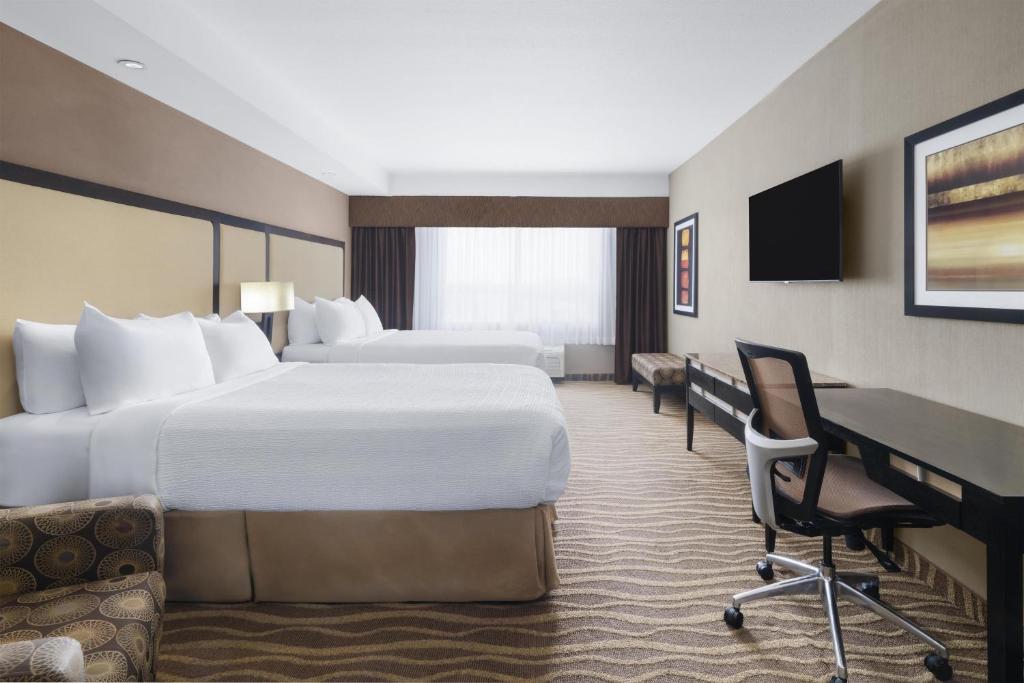 Best Western Premier Freeport Inn Calgary Airport - Resim 36
