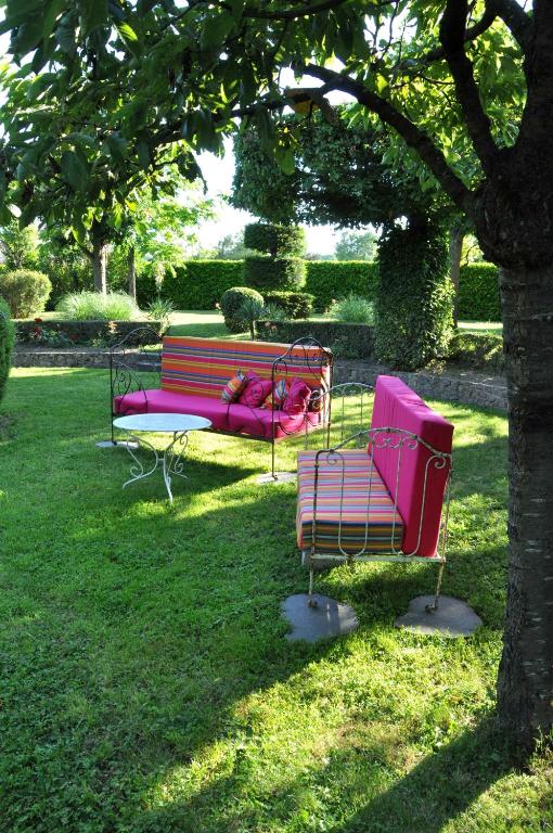 Zahrada ubytování LOGIS Hôtel LE DAHU