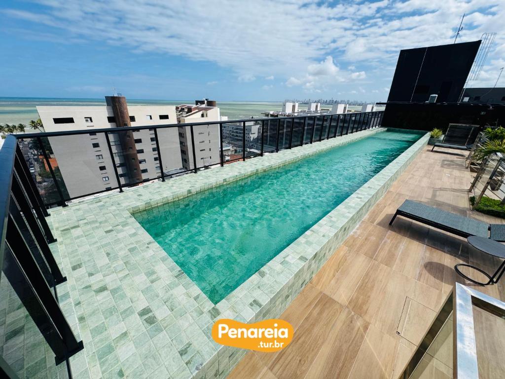 Swimmingpoolen hos eller tæt på EMUNAH DI CITTÀ Flats Ponta de Campina