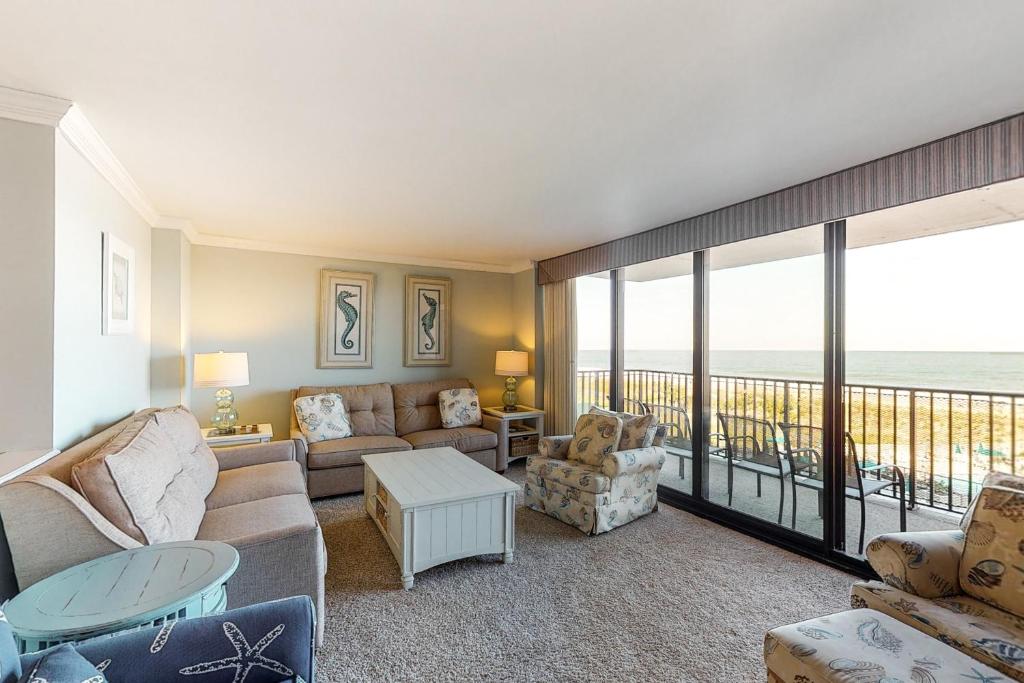 Posezení v ubytování Sea Colony - 401S Edgewater House Rd