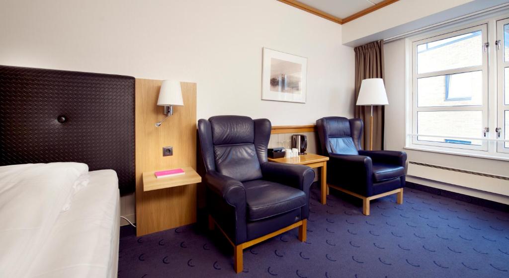 Home Hotel With - Resim 22