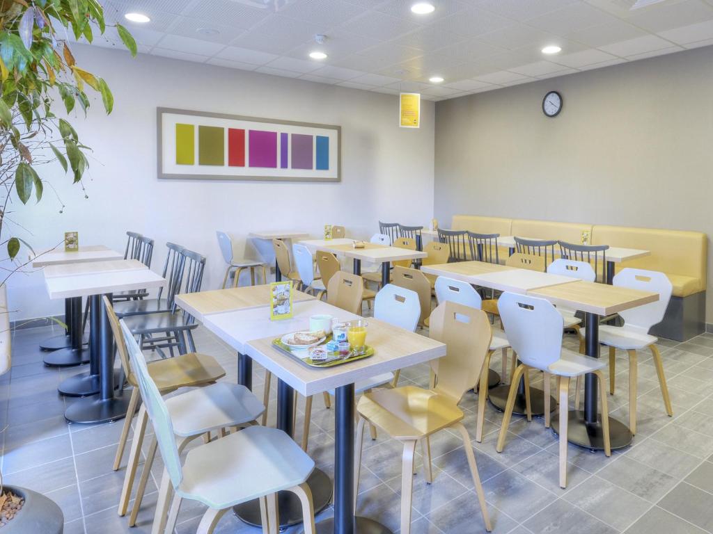 B&B HOTEL Marseille Les Ports - Resim 12