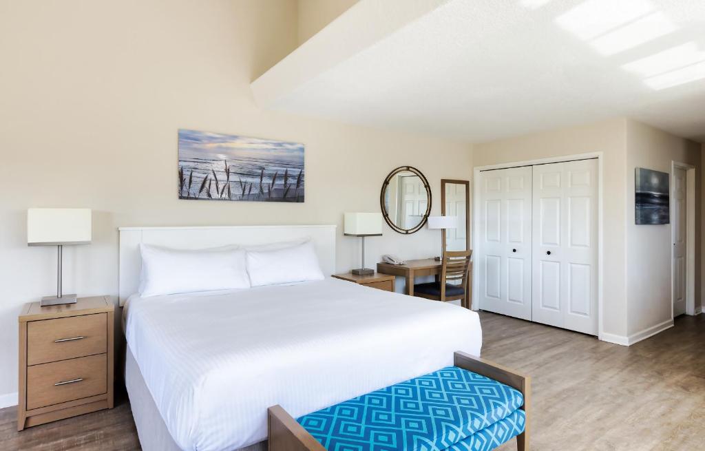 Seascape Beach Resort - 