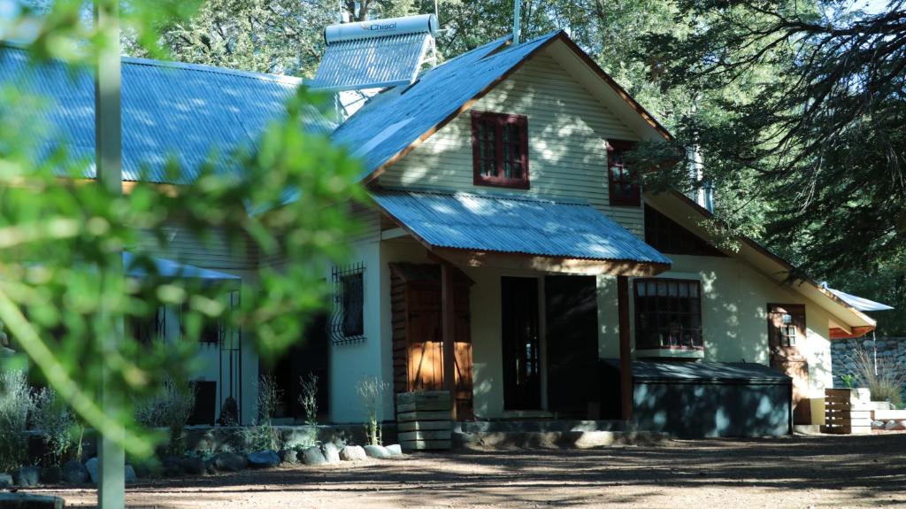 صورة لـ Refugio invernalia - Tiny house في لاس ترانكاس