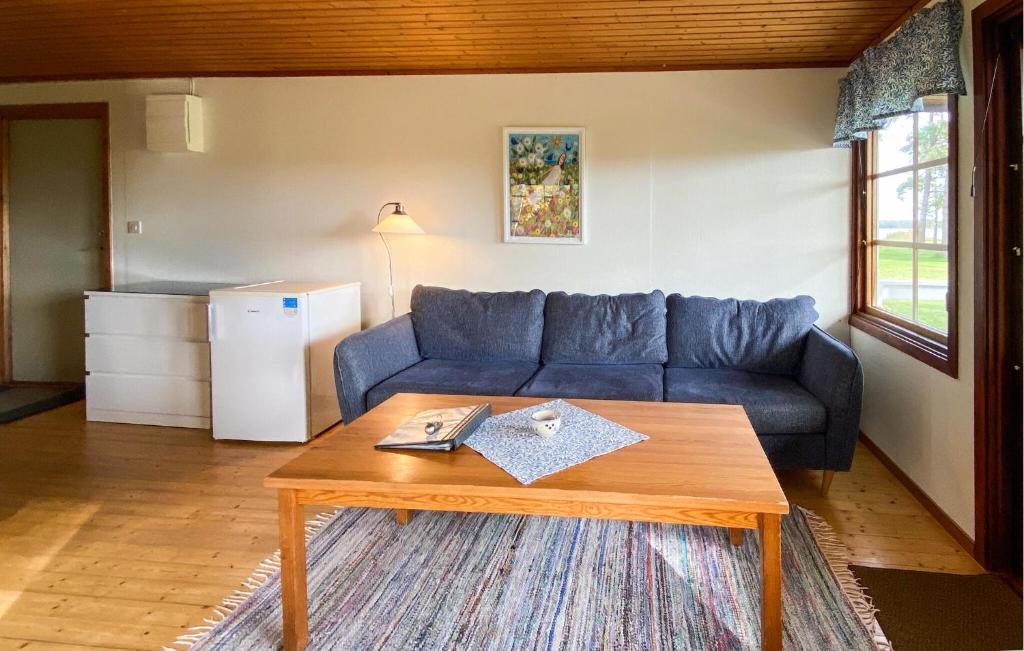 منطقة جلوس في 2 Bedroom Awesome Home In Byxelkrok