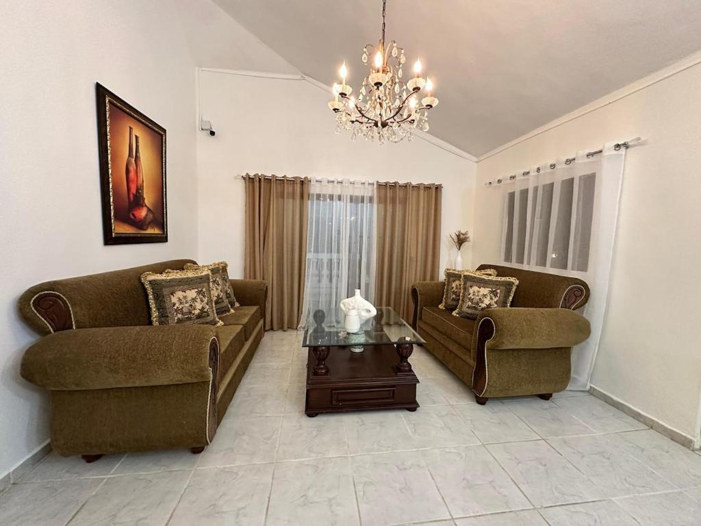 Posezení v ubytování Entire House in Santo Domingo Este