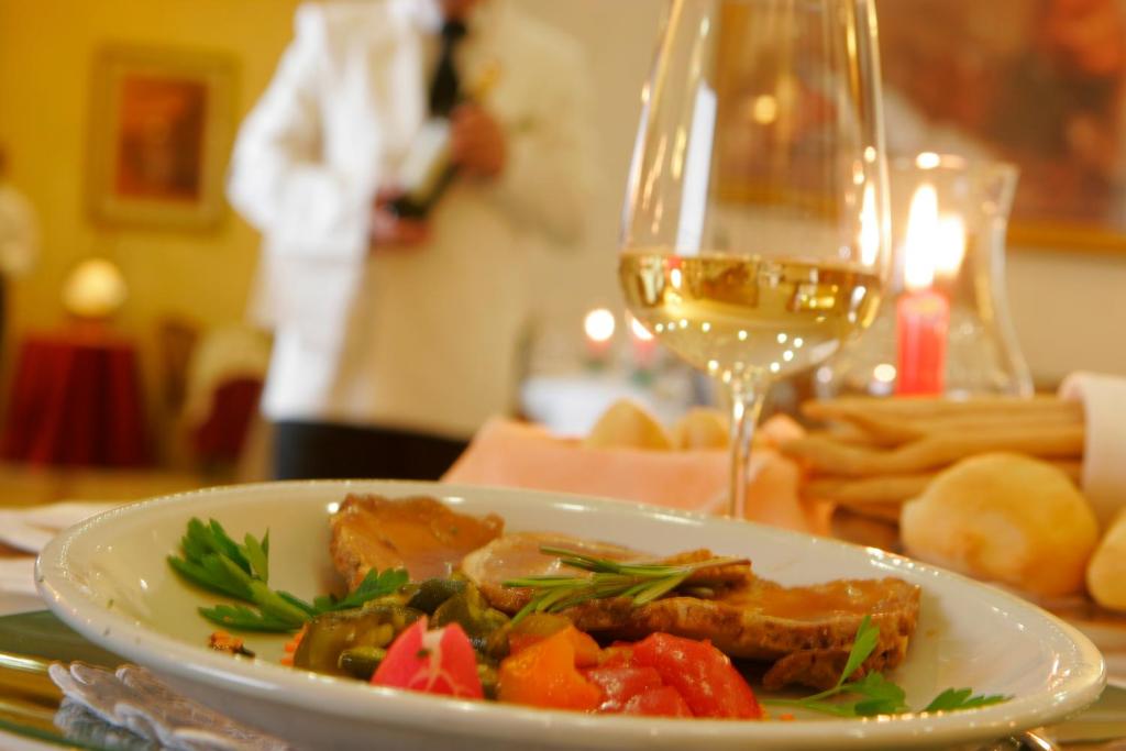 Hotel Royal Torino Centro Congressi - Resim 25