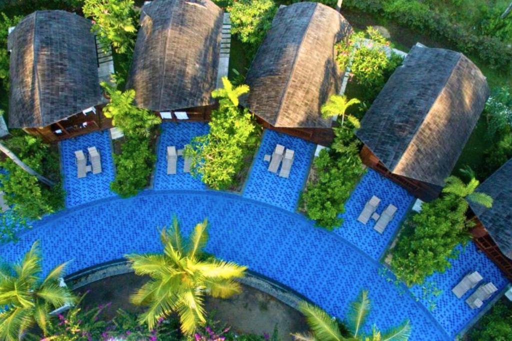 Κήπος έξω από το Galechka 2 BR Laguna Side By Side ZN320