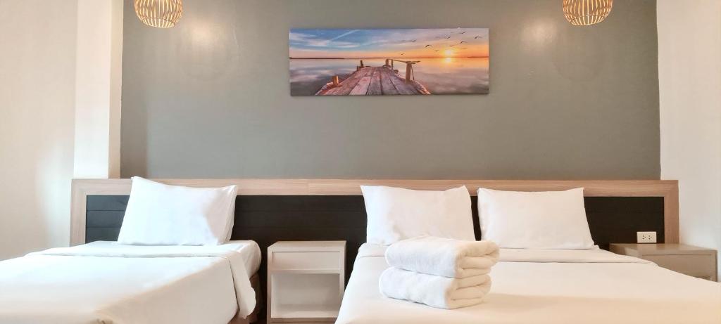 SB Living Place Hotel Phuket Town - Resim 34