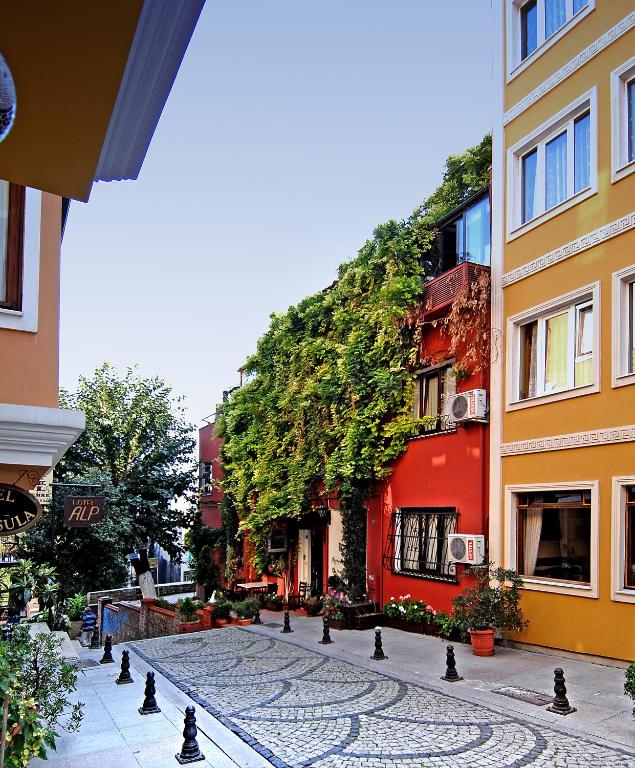 Budova, kde se hotel nachází