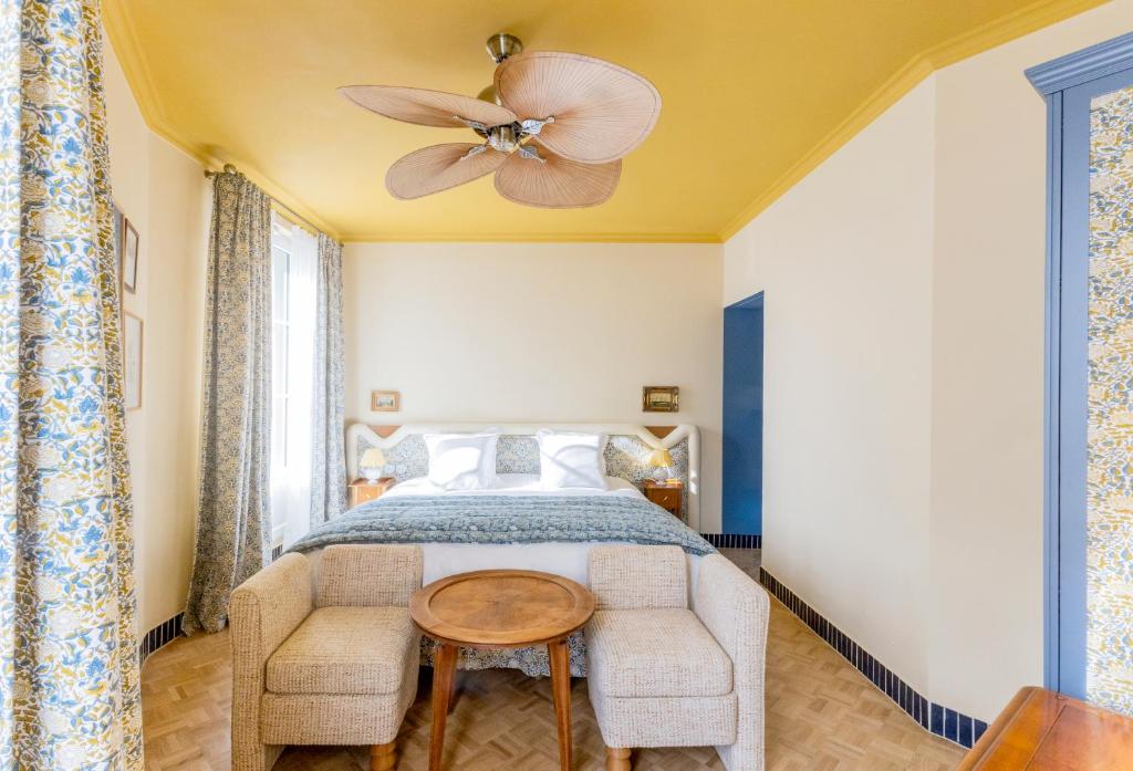 Hôtel Amista Marseille - ancien Hôtel Saint Louis - Vieux Port - Resim 15