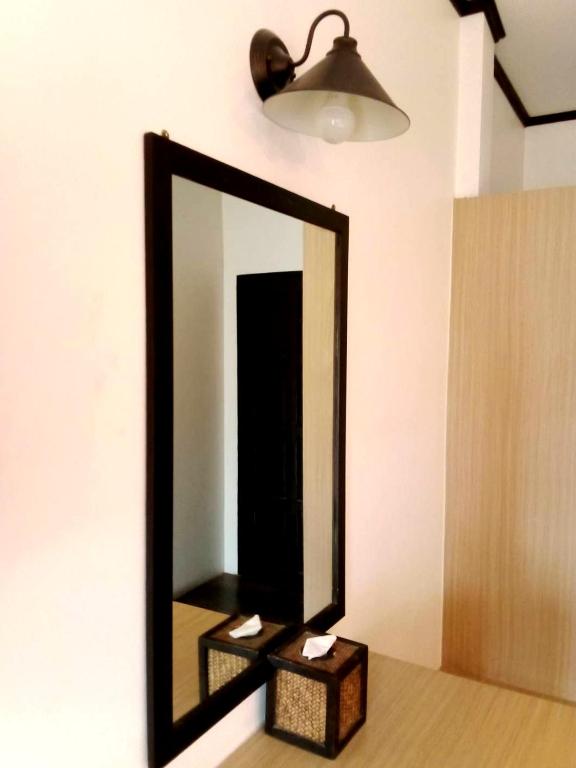 SB Living Place Hotel Phuket Town - Resim 41