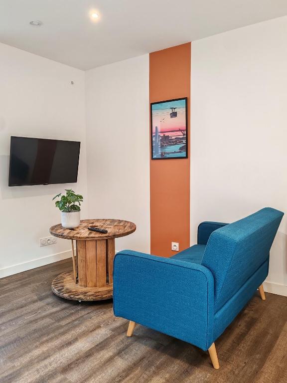 Les studios propres et tout équipés - Studio Lit Queen-Size