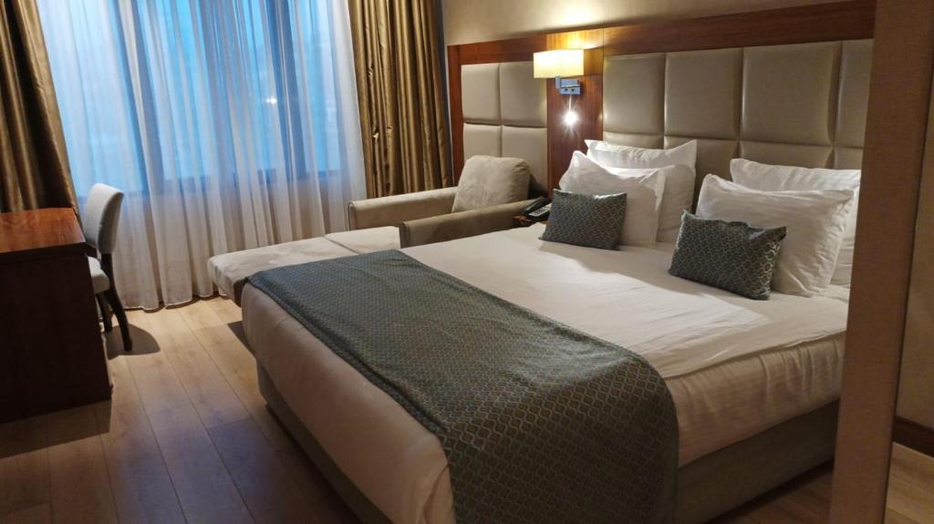 Clarion Hotel Istanbul Mahmutbey - 
