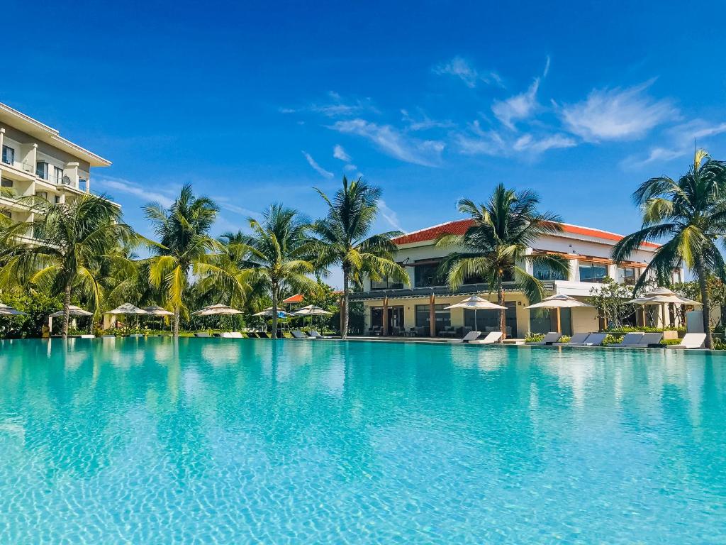 Contact Liên Hệ Hotline The Ocean Villa & Resort Da Nang | Đặt Villa Chính Chủ 0826491495