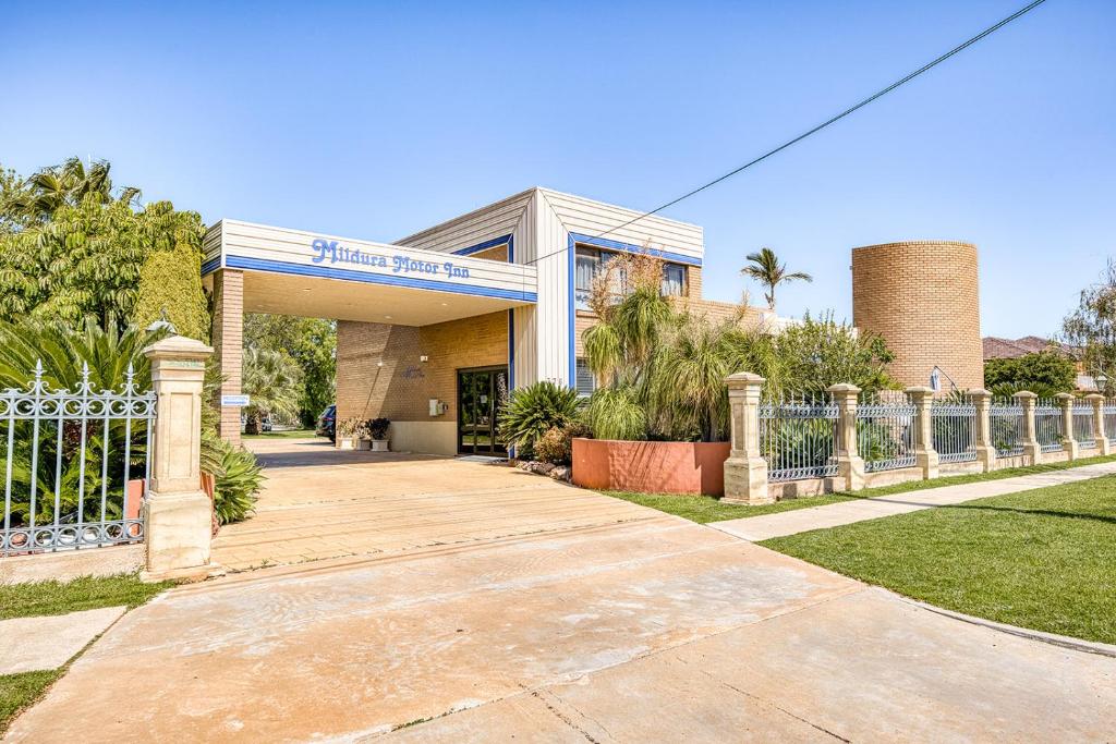 Κήπος έξω από το Mildura Motor Inn
