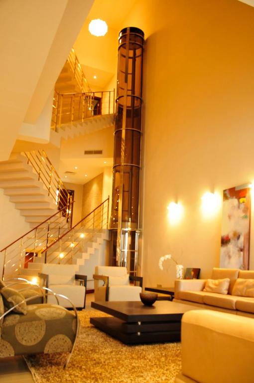 Dragon Beach Hotel - Dört Yatak Odalı Villa - Özel Havuzlu