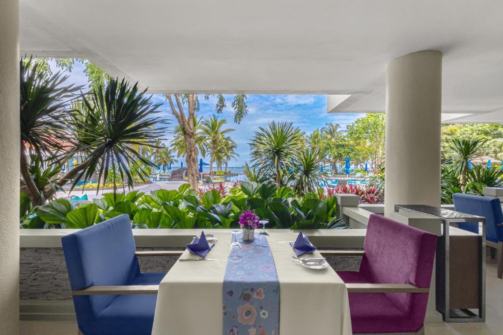 Royal Wing Suites & Spa Pattaya - Resim 11