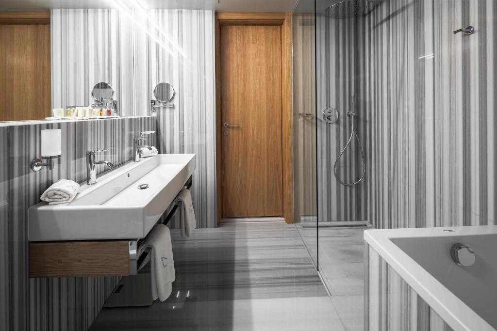 Met Boutique Hotel - 18