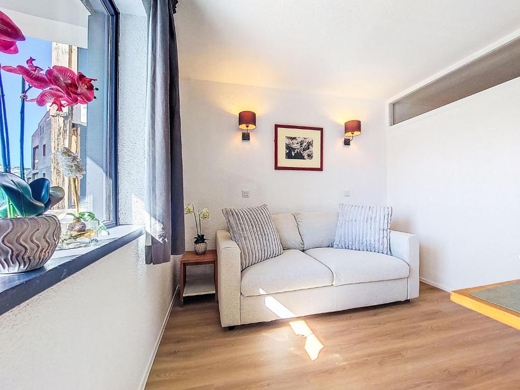 Studio Les Olympiades-12 by Interhome