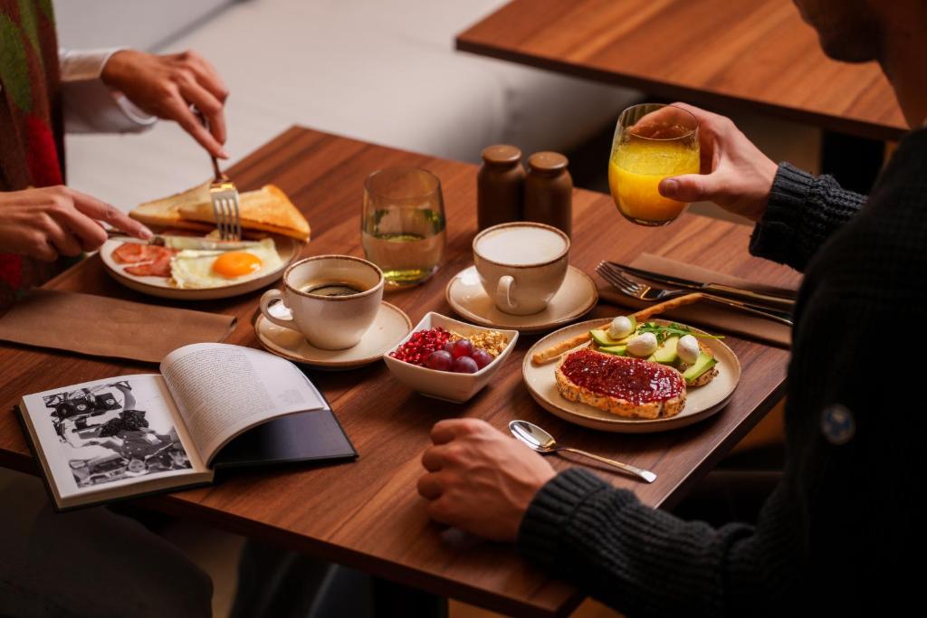 The Honest Budapest by Chic & Basic - Resim 6