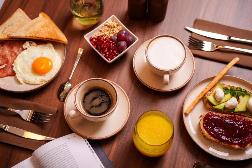 The Honest Budapest by Chic & Basic - Resim 13