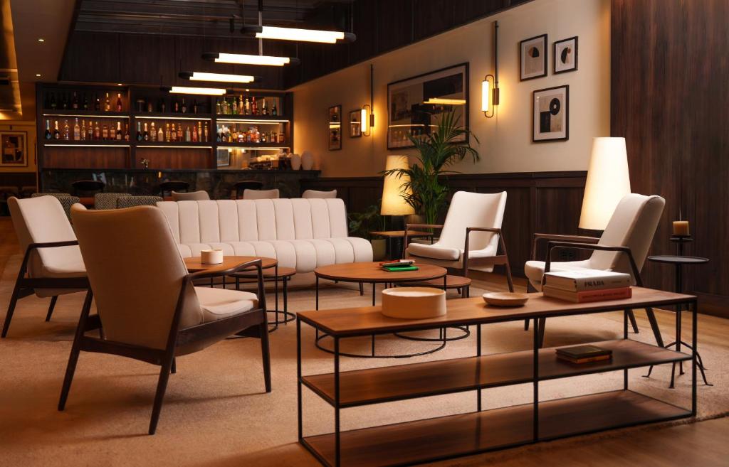 The Honest Budapest by Chic & Basic - Resim 22