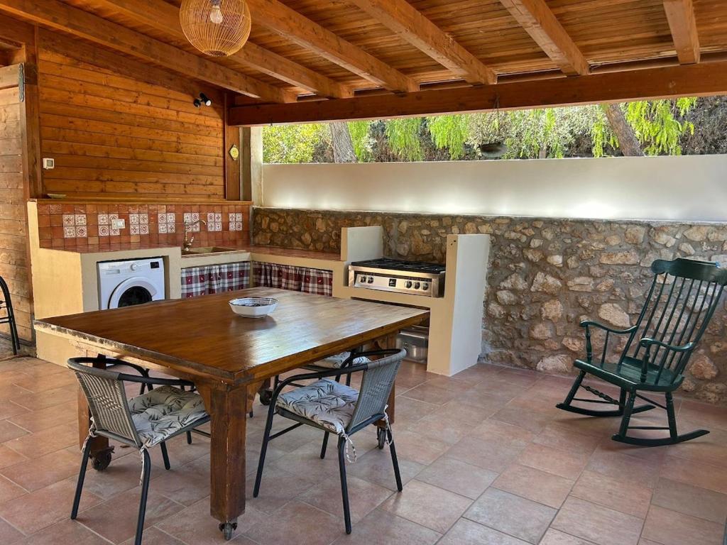 Η κουζίνα ή μικρή κουζίνα στο A Casuzza di Poggio Scopello