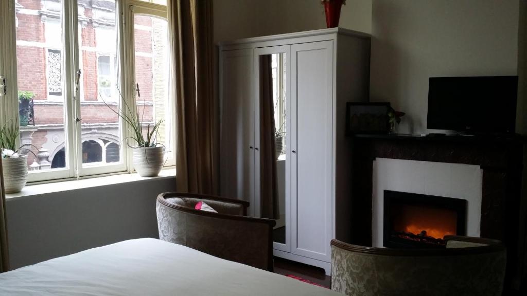 De Roermondse beleving - Twin Room With Shower